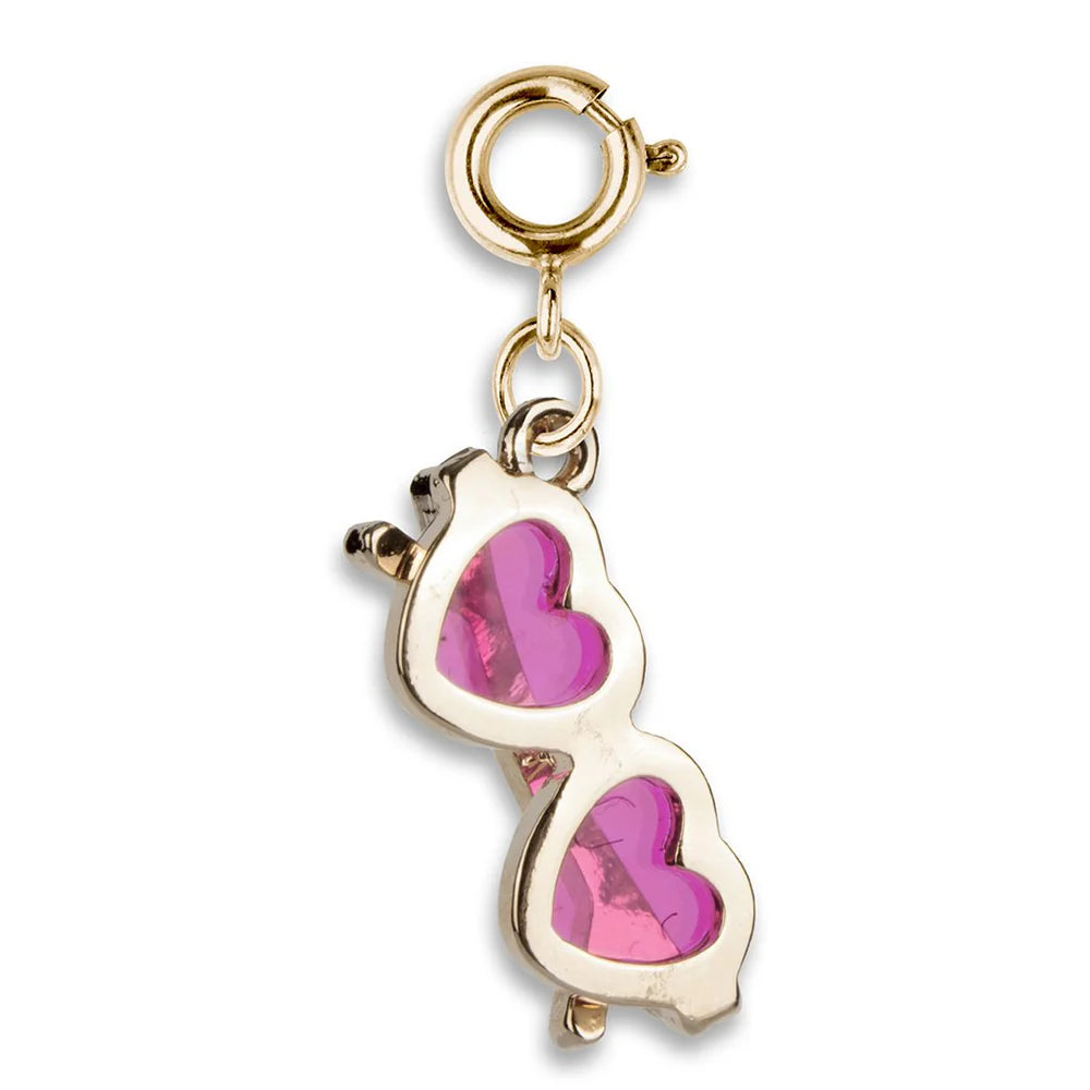 CHARM DE GAFAS DE SOL CON FORMA DE CORAZÓN DORADO