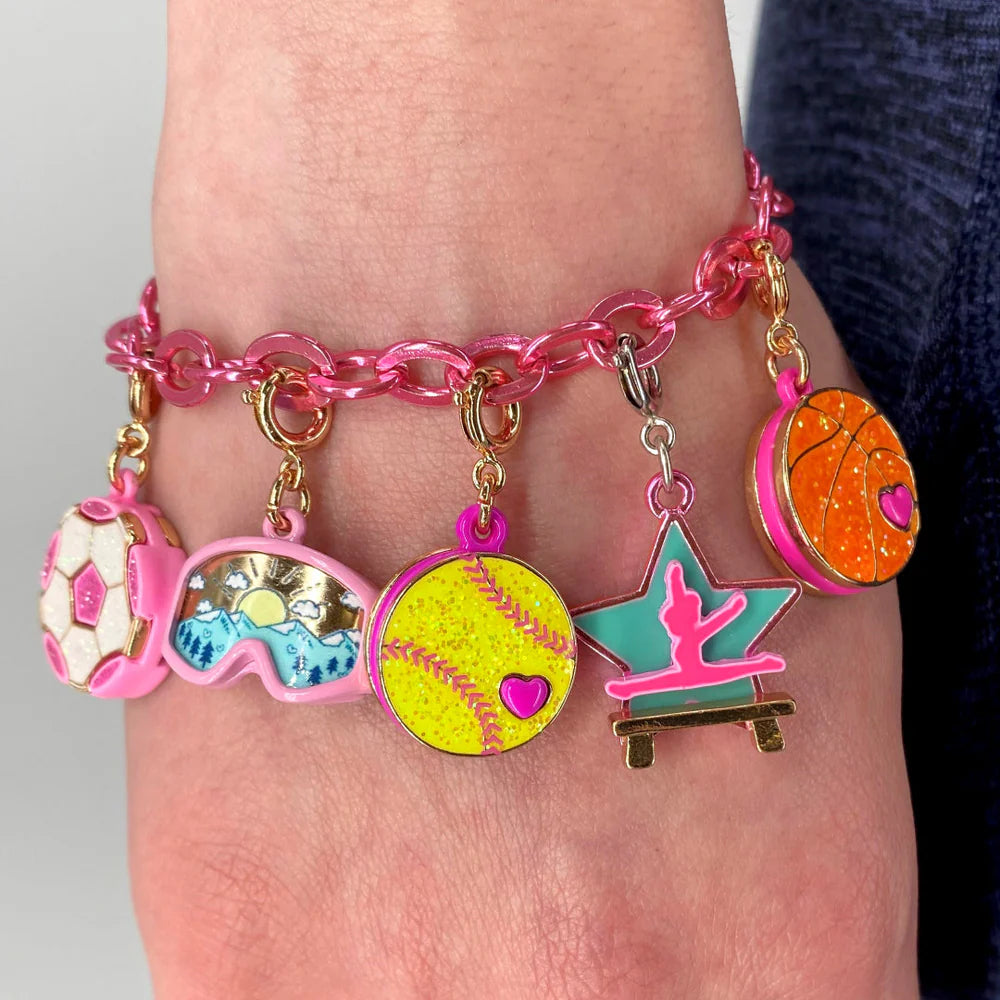 CHARM BALÓN DE FUTBOL ROSA