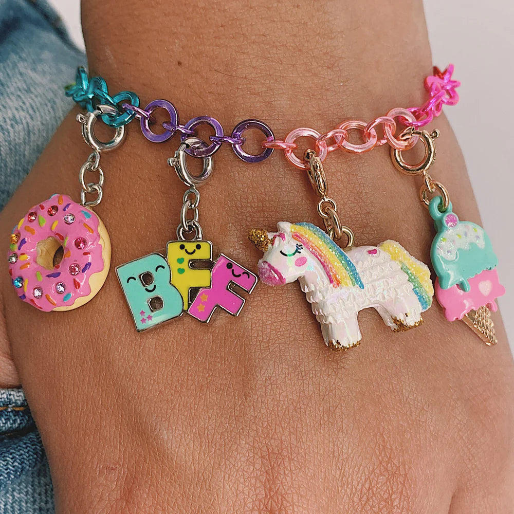 CHARM DONA